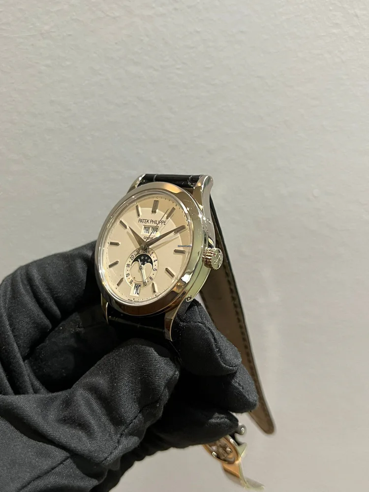 Patek Philippe Annual Calendar 5396G-011